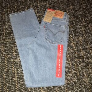 Levi’s 314 Shaping Straight Jeans 26 x 32 NWT